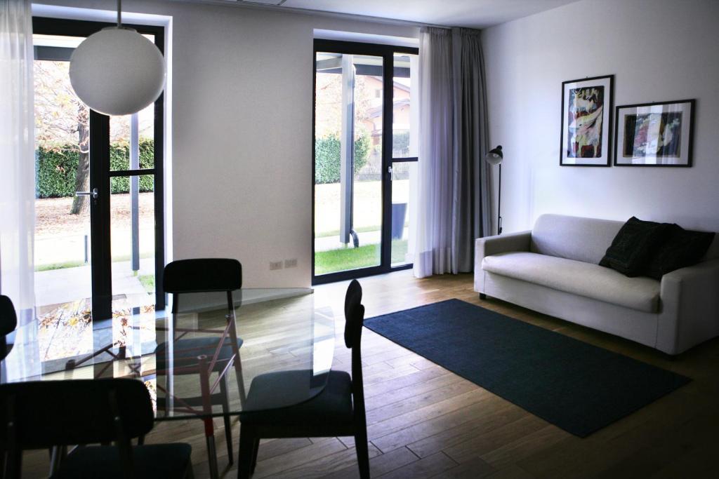 Mxp Rooms Guest House Кардано ал Кампо Стая снимка